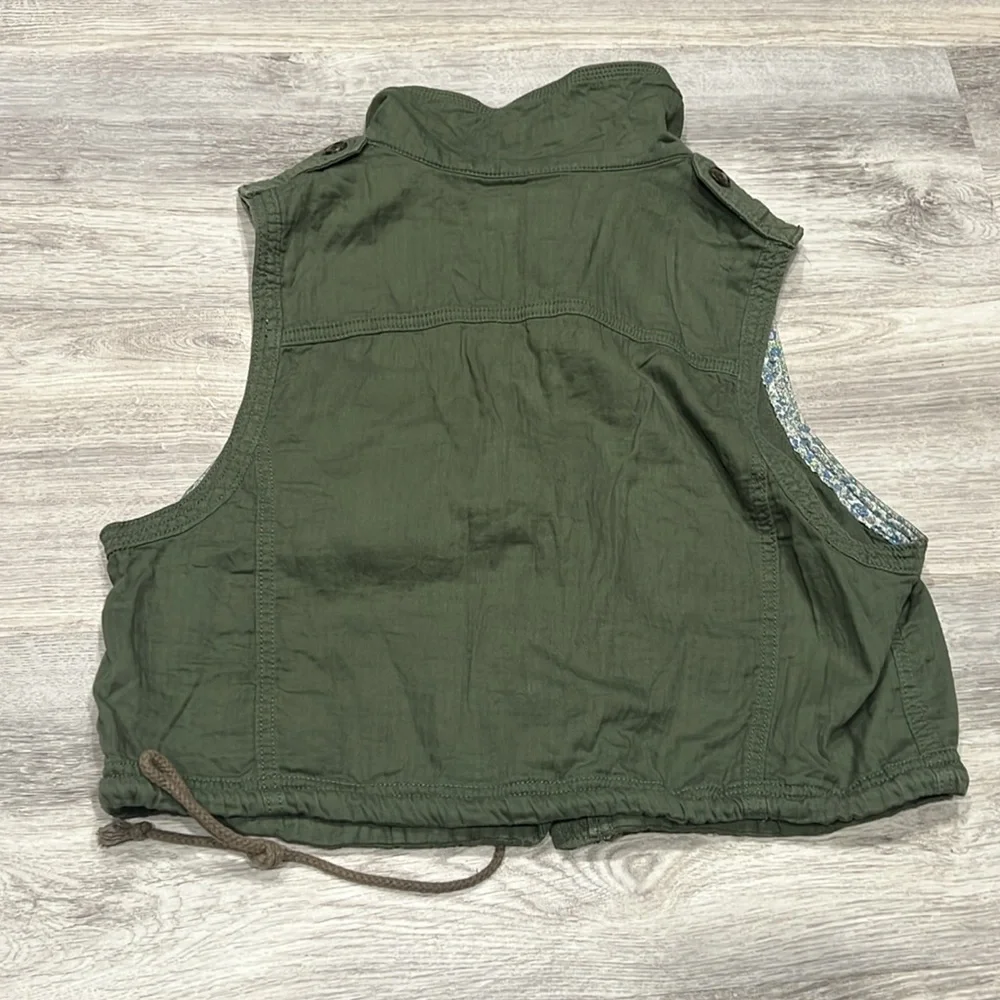 Women's Aerie Olive Green Utility Vest - Picture 5 of 5